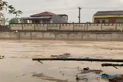 Hujan Deras Landa Kota Solo, 6 Rumah di Sekip Banjarsari Terendam Banjir