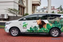 Ketika Gibran Promosikan Solo Safari dengan Branding Mobil Dinas