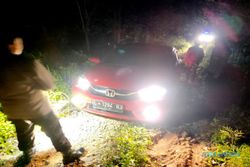 Ikuti Petunjuk Arah Google Maps, Pengemudi Mobil Tersesat di Hutan Gunungkidul