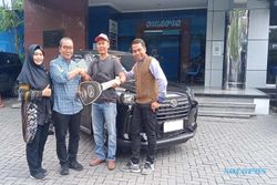 Kisah Menyentuh Penerima Hadiah Mobil Daihatsu Rocky dari Espos Vaganza