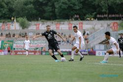 Hasil Liga 1: Alwi Slamat Bunuh Diri, PSM Atasi Persebaya 1-0