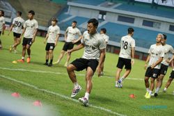 Latihan Skuad Persis Solo Jelang Laga Kontra Bhayangkara FC di Maguwoharjo