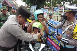 Polres Semarang Awali Operasi Keselamatan Lalu Lintas 2023 dengan Bagikan Helm