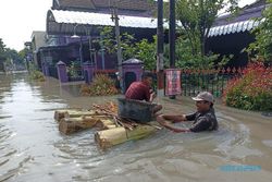 Banjir di Sukoharjo Terus Meningkat, di Plalan Sudah Seleher Orang Dewasa