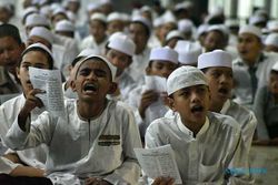 Santri di Bogor Ikuti Seribu Kali Khataman Al-Quran Sambut Bulan Rajab