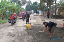 Perbaiki Jalan Rusak di Klaten, JMM: Truk Uruk Tol Keluar Jalur Ditilang Saja!