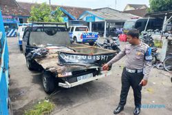 Ditabrak Truk, Pikap Terseret sampai Naik ke Median Jalan di Prambanan Klaten