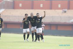 Madura United Vs Persis Solo, Babak Pertama Beto dan Samsul Arif Cetak Gol