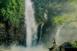 Menikmati Pemandangan Alam yang Eksotis di Air Terjun Songgo Langit Jepara