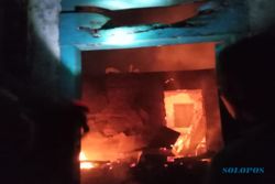 Ditinggal Kenduri, Rumah Warga di Jenawi Karanganyar Hangus Terbakar