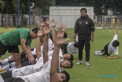Bima Sakti, Kurniawan dan Eko Purdjianto Isi Staf Pelatih Tim U-22 Indonesia