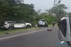 Laka Beruntun Libatkan 8 Kendaraan di Tol Krapyak Semarang, 2 Orang Meninggal