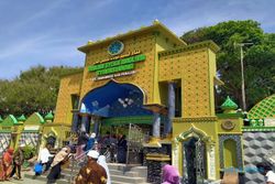 Berziarah ke Makam Syekh Maulana Samsudin Pemalang, Lokasi Dekat Pantai Widuri
