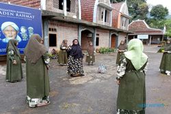 Pesantren Kasepuhan Raden Rahmat Semarang, Tempat Santri Lansia Belajar Agama