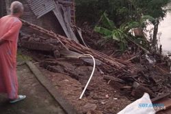 Banjir di Sragen Surut, Longsor Ancam Rumah di Bantaran Bengawan Solo