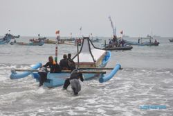 Sedekah Laut Jadi Tradisi Kliwonan di Cilacap, Berharap Tangkapan Ikan Melimpah