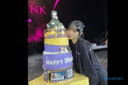Bikin Terkesan! Lisa Blackpink Dapat Kejutan Ulang Tahun Pas Konser di Filipina
