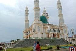 Kontraktor Ngemplang Rp5,6 Miliar, 50 Vendor Proyek Masjid Madaniyah bakal Demo