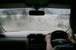 Berkendara Tetap Aman & Nyaman di Musim Hujan, Simak Tips ala Daihatsu