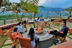 Tawarkan View Lereng Gunung Lawu, Berikut Rekomendasi Restoran di Tawangmangu