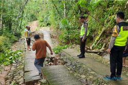 Jalan Ambles dan Longsor, Akses Desa Temboro Karangtengah Wonogiri Terputus