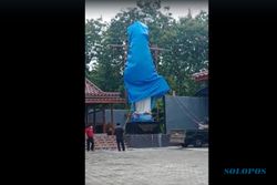 Dianggap Ganggu Umat Islam, Patung Bunda Maria di Kulonprogo Ditutup Terpal