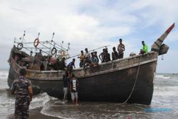 Seusai Turunkan 184 Pengungsi Rohingya di Aceh, Kapal Langsung Kabur