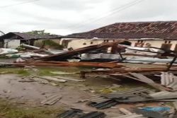 Ratusan Rumah di Madiun Rusak Seusai Diterjang Angin Puting Beliung