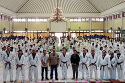 Ratusan Taekwondoin Solo Ikuti Latihan Bersama di Kampus Unisri