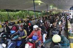 Arus Balik, Pelabuhan Bakauheni Dipadati 18.000 Kendaraan Menuju Pulau Jawa