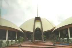 Bangunan Masjid di Jember Ini Mirip Gedung DPR/MPR, Dikagumi Gubernur Jatim