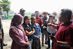 Listrik Pasar Sukowati Belum Juga Terpasang, Pedagang Protes Sekda Sragen