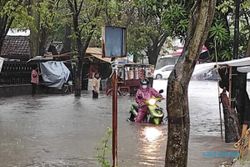 Diguyur Hujan Lebat, Jl. Sersan Sadikin Klaten Kebanjiran