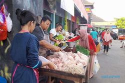 Pecahkan Rekor Harga Lebaran 2022, Daging Ayam & Sapi di Boyolali Tetap Laris