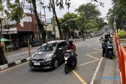 Jalan-Jalan Utama di Surabaya Ramai Lancar, Mobil Pribadi Mendominasi