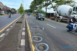 Hindari Motor Jatuh di Jl Solo-Jogja Klaten, Pemotor Meninggal Terlindas Truk