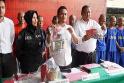 3 Penjual Obat Mercon Kabupaten Semarang Dibekuk, 18,1 Kg Bubuk Petasan Disita
