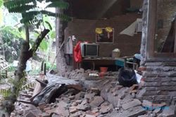 Satu Rumah di Jember Rusak Berat Akibat Gempa Bumi M 6,6 di Tuban