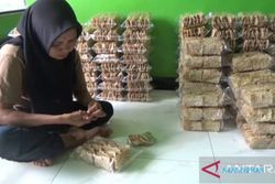 Alhamdulillah, Produsen Keripik Tempe di Ngawi Kebanjiran Order Jelang Lebaran