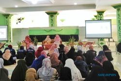 74 Remaja Muslimah Antusias Ikuti Kajian Great Women That’s Me di Masjid Klaten