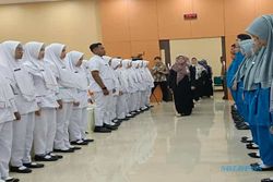 315 Mahasiswa Ilmu Kesehatan ITS PKU Muhammadiyah Solo Ambil Sumpah Profesi