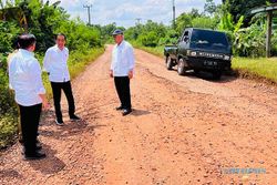 Cek Jalan Rusak di Jambi, Jokowi Pastikan Perbaikan Dimulai Juli-Agustus 2023