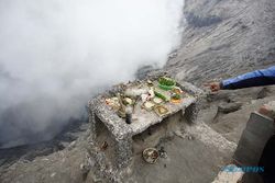 Viral Arca Ganesha di Gunung Bromo Hilang, Polisi Pastikan Jatuh ke Kawah