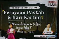 200 Siswa SMP Kristen Satya Wacana Ikuti Perayaan Paskah & Hari Kartini