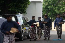 300 Abdi Dalem Diwisuda Terima Serat Kekancingan dari Keraton Yogyakarta