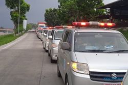Pemkot Tangsel Kirim Puluhan Ambulans Jemput Korban Bus Terguling di Guci Tegal