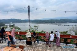 Turun Lagi, Harga Tiket Wisata Bukit Sidoguro Klaten Pagi-Sore Kini Rp7.500