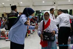 Kantor Imigrasi Surakarta Bagi 6 Grup Layani Jemaah Haji, Bertugas 24 Jam