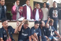 Polisi Tangkap 5 Pelaku Penusukan Pria yang Mayatnya di Selokan Puri Anjasmoro