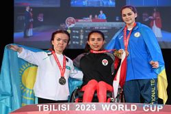 Mantap! Tim Angkat Beban Indonesia Sabet 10 Medali di Kejuaraan Dunia